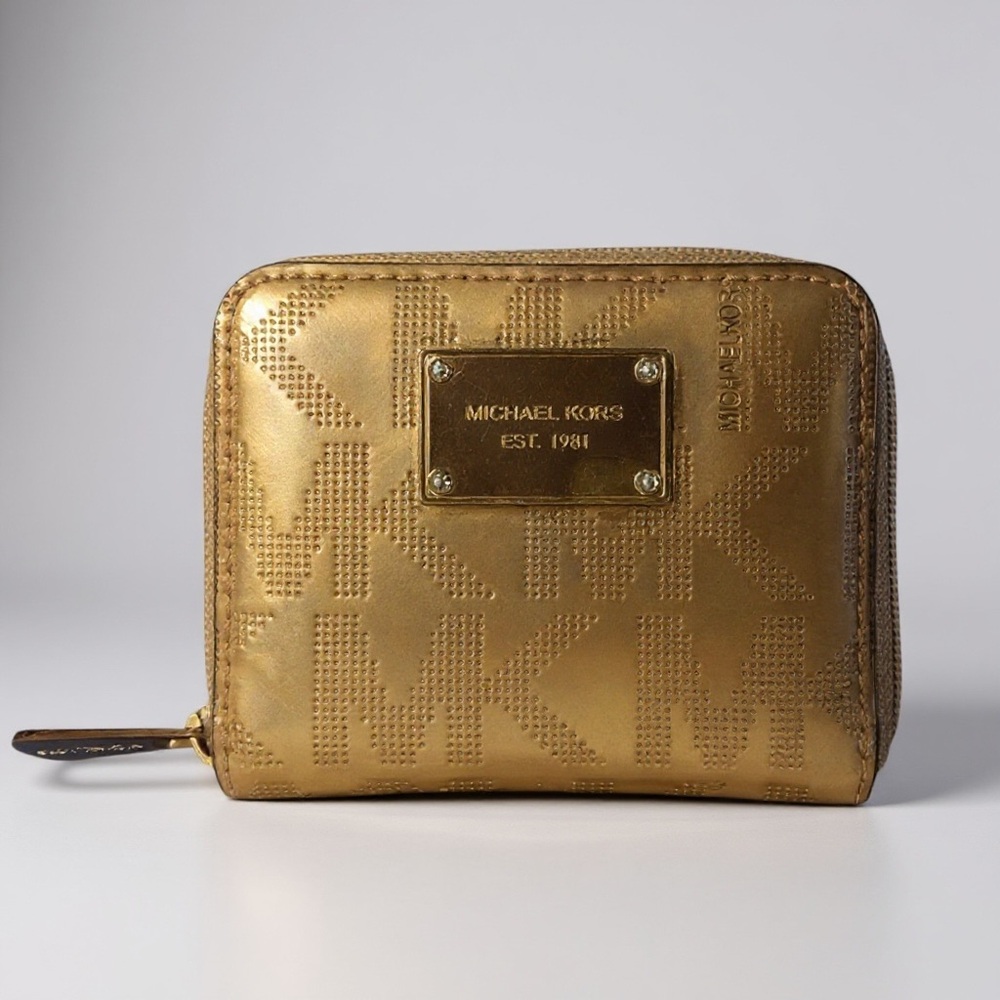 MICHAEL KORS ZIPPERED BILFOLD WALLET